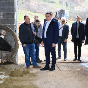 Federalni ministar poljoprivrede, vodoprivrede i šumarstva Šemsudin Dedić u posjeti Općini Ilijaš